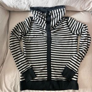 Lululemon Reversible Striped Pullover